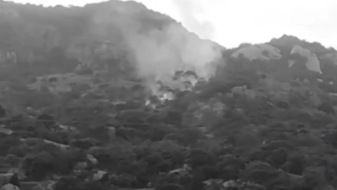  Fire on the Thiruvannamalai hill Photograph: (thiruvannamalai) 