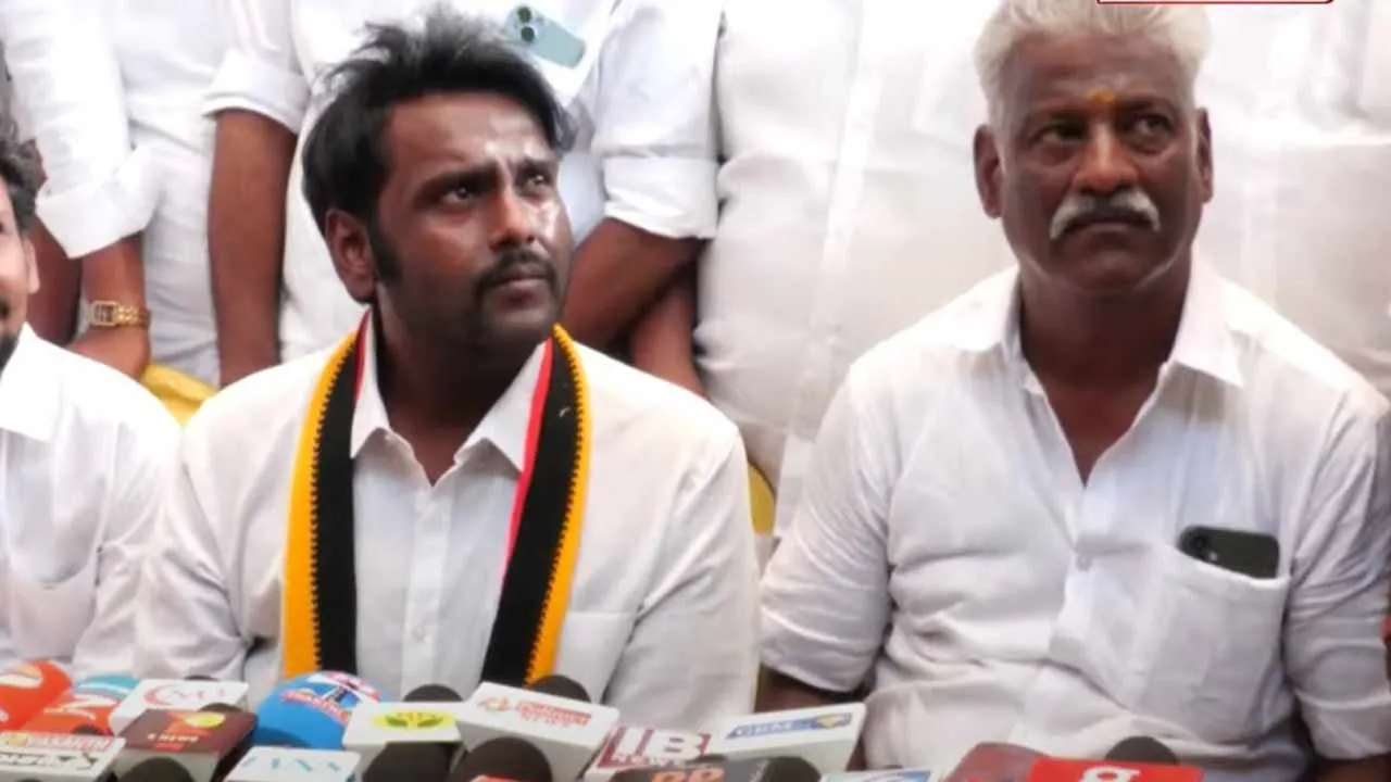  'Only those who are in trend will be criticized' - Vijaya Prabhakaran interview Photograph: (dmdk) 