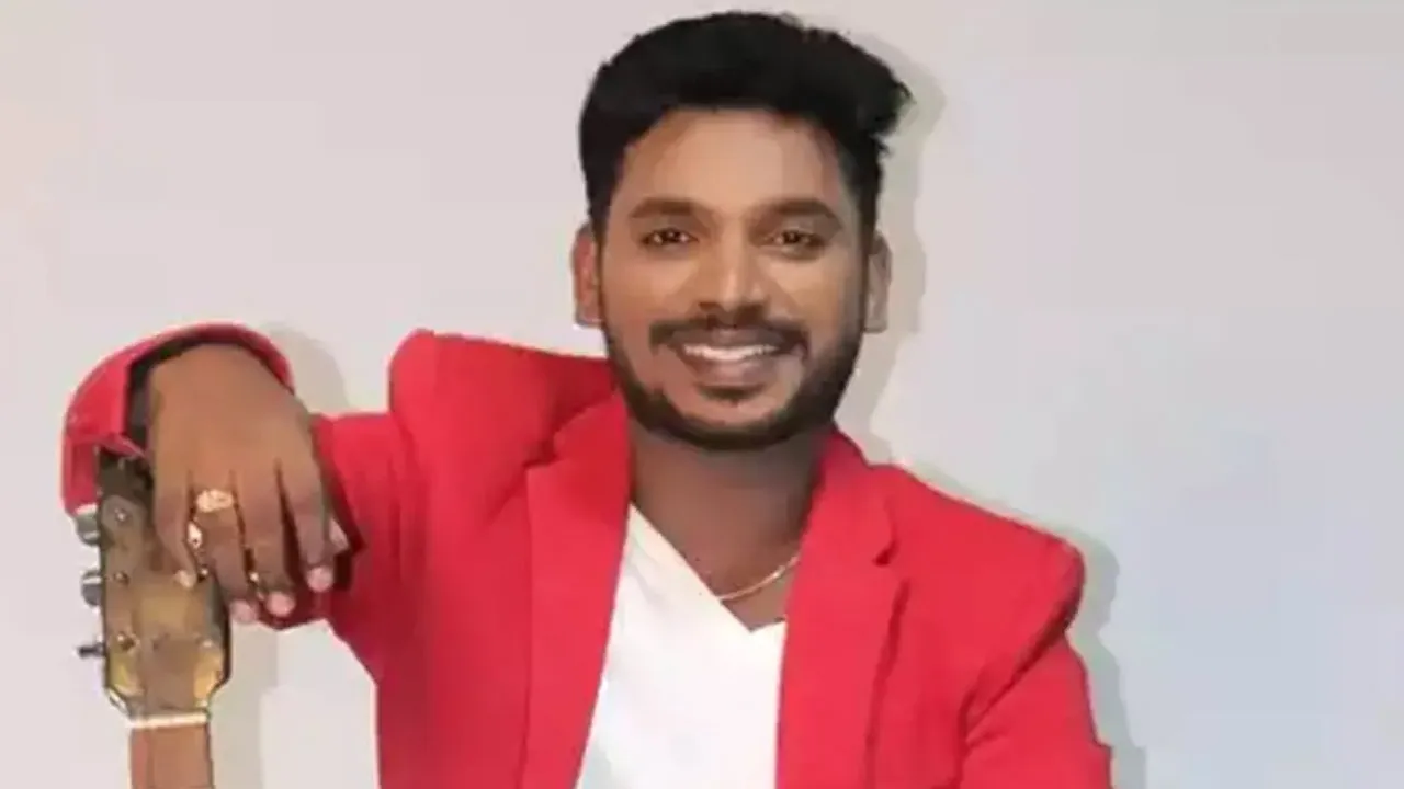  நாஞ்சில் விஜயன் மீது திருநங்கை பரபரப்பு புகார்
