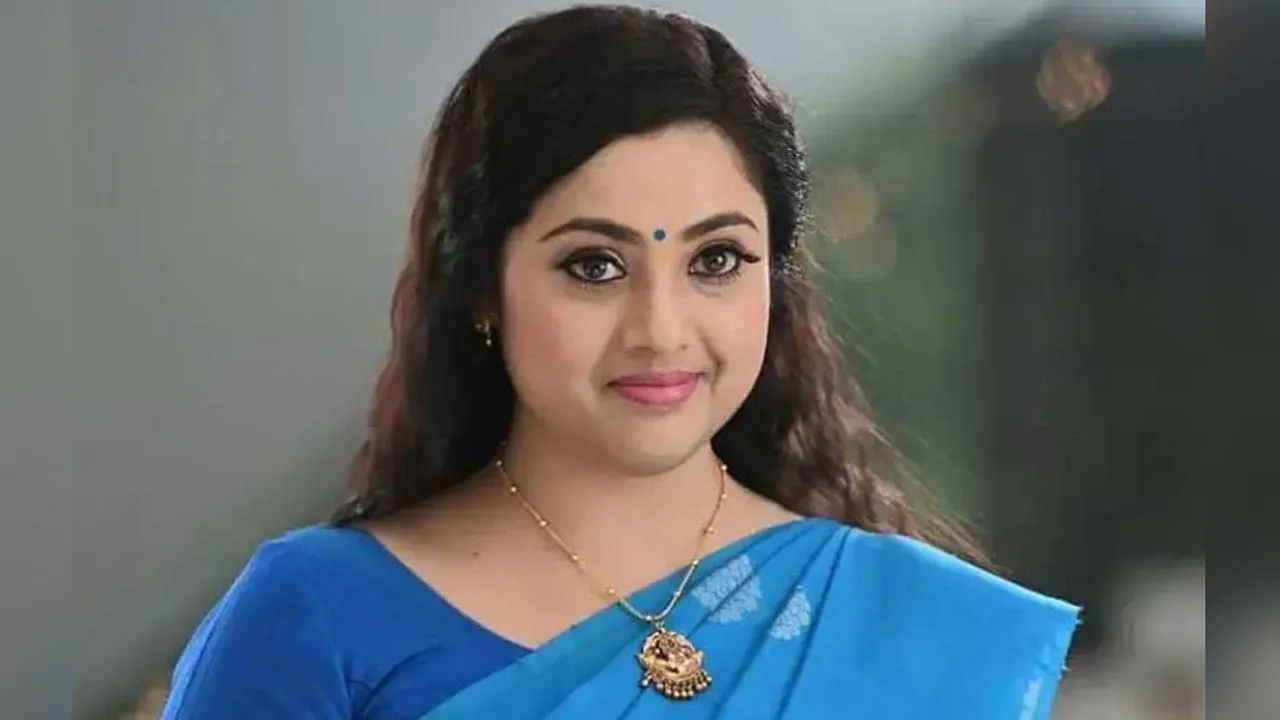  “எனக்கும் அழைப்பு வந்தது...” - உயிர் தப்பியது குறித்து மீனா பகிர்வு