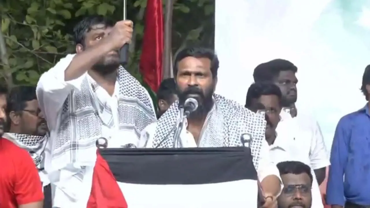 “எங்கெல்லாம் மக்கள் ஒடுக்கப்படுகிறார்களோ அங்கு நாம் நிற்க வேண்டும்” - வெற்றிமாறன்