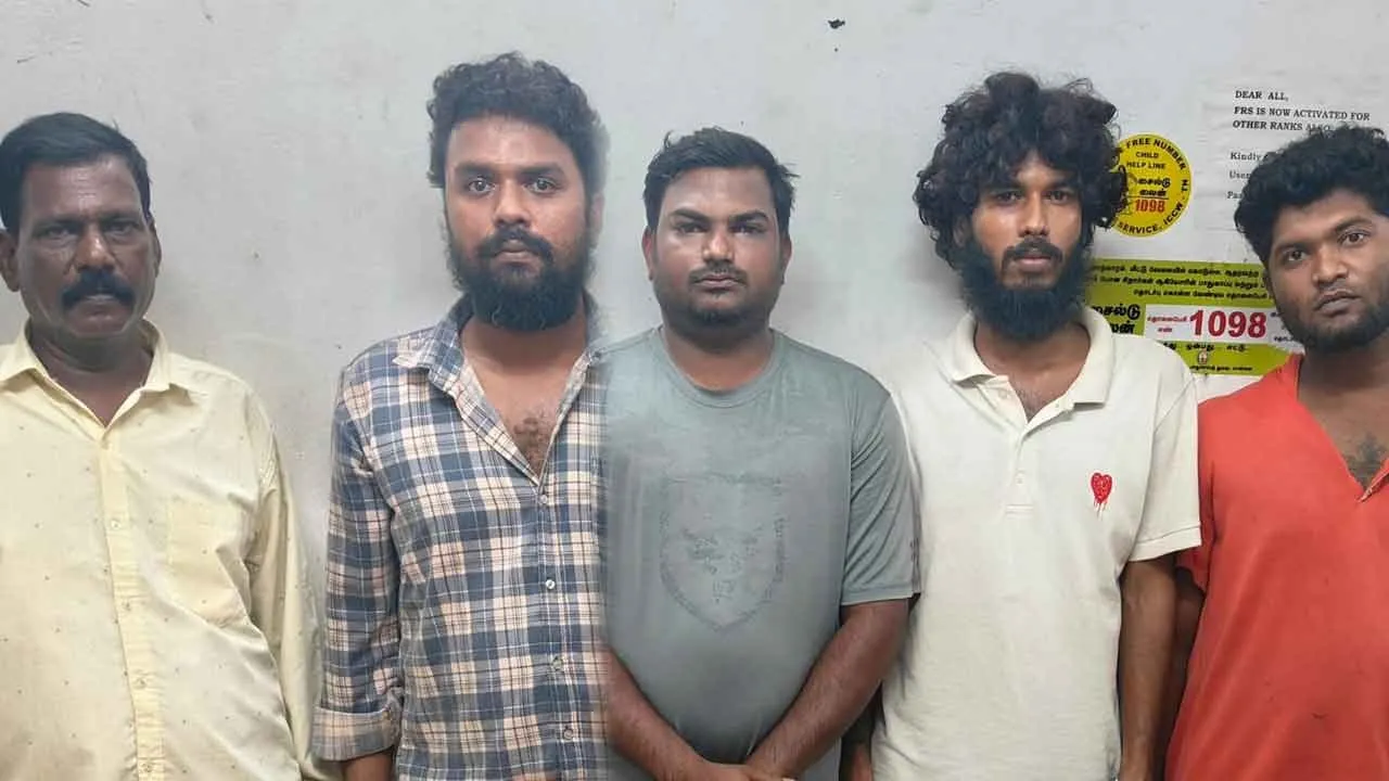  அள்ளி கொடுத்த அப்பாவின் பெண்; கம்பியை நீட்டிய இளைஞன் - சிக்கிய கும்பல்!
