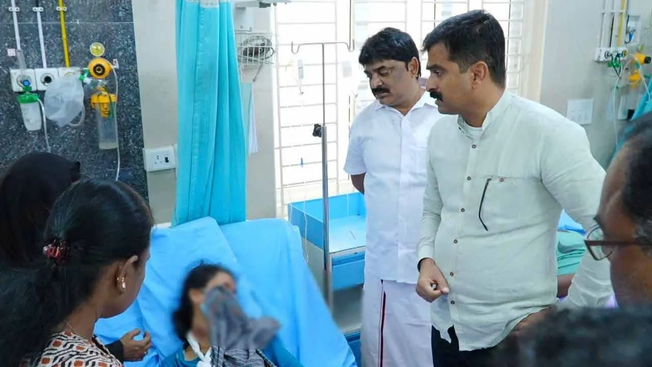  கரூர் கூட்ட நெரிசல் சம்பவம்; துரை வைகோ எம்.பி. ஆறுதல்!