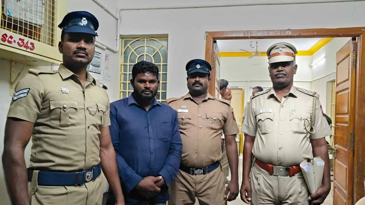  “உன்ன சும்மா விடமாட்டேன்..” - முடிவுக்கு வந்த 25 வருட நட்பு -  நண்பருகளுக்குள் நடந்த கொடூரம்!
