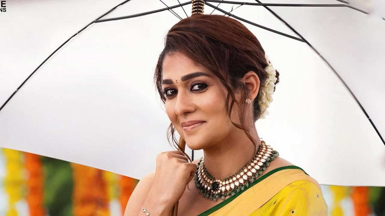  மிகுந்த மகிழ்ச்சியில் நயன்தாரா