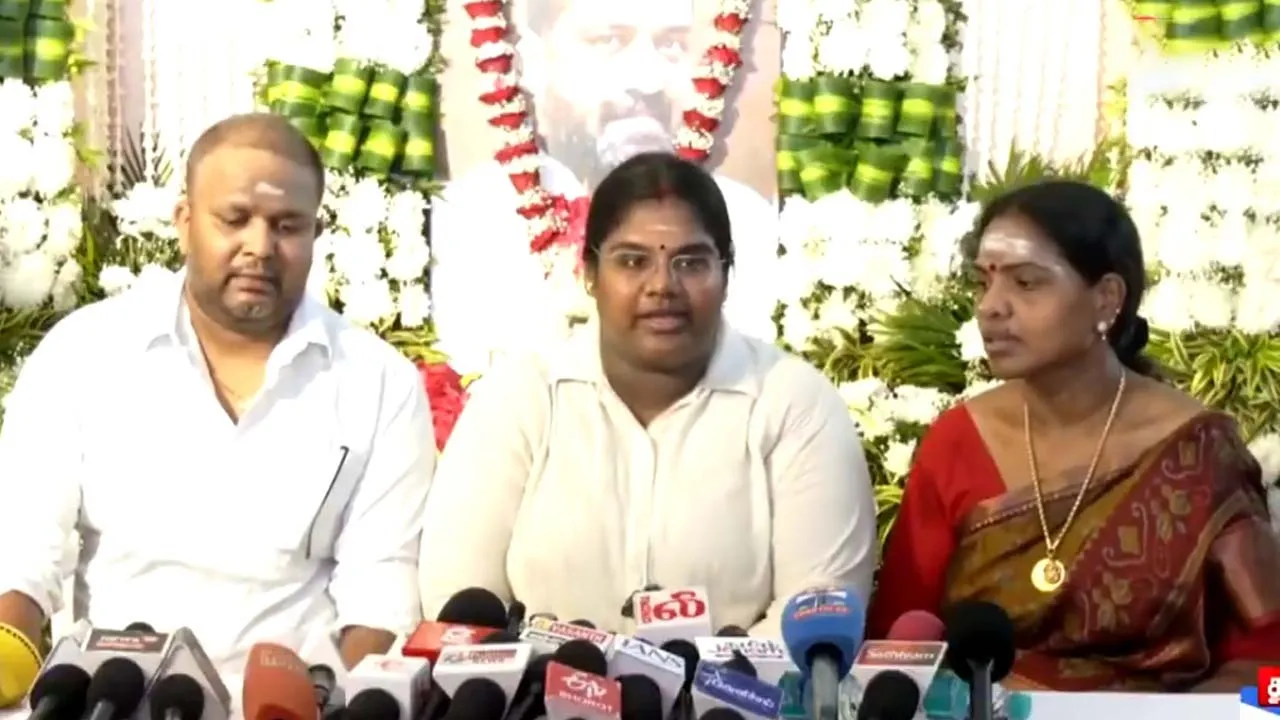  இறுதி சடங்கில் நடனமாடிய விவகாரம் - ரோபோ சங்கர் குடும்பத்தினர் விளக்கம்