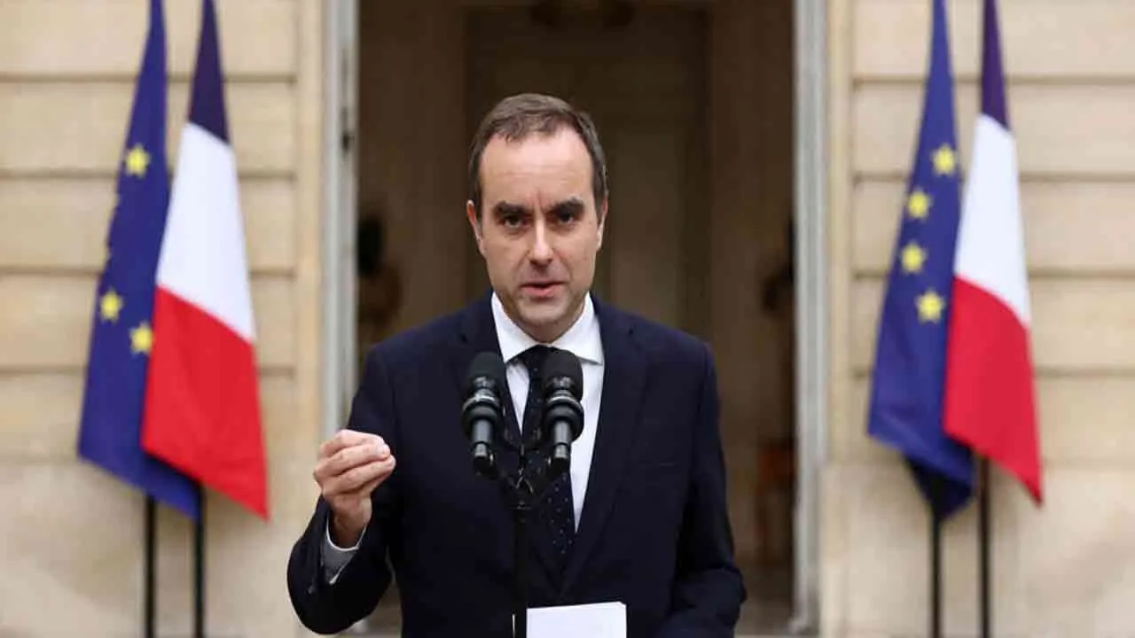  French Prime Minister resigns within hours of announcing cabinet 