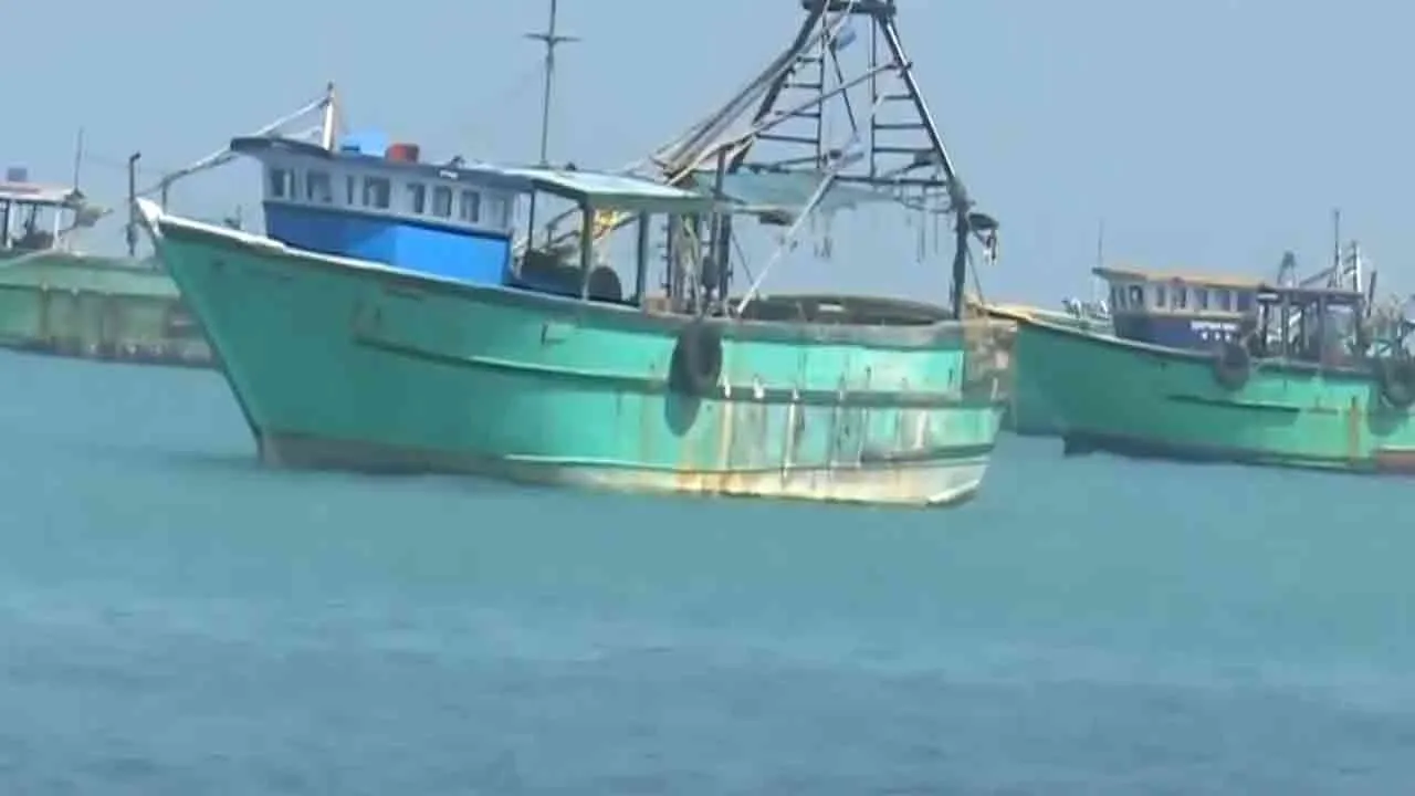  ராமேஸ்வரம் மீனவர்கள் இன்று முதல் காலவரையற்ற வேலை நிறுத்தப் போராட்டம்!