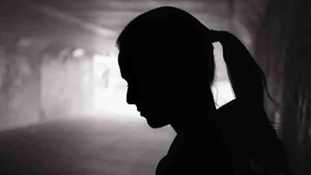  incident happened to medical student by some men in West Bengal 