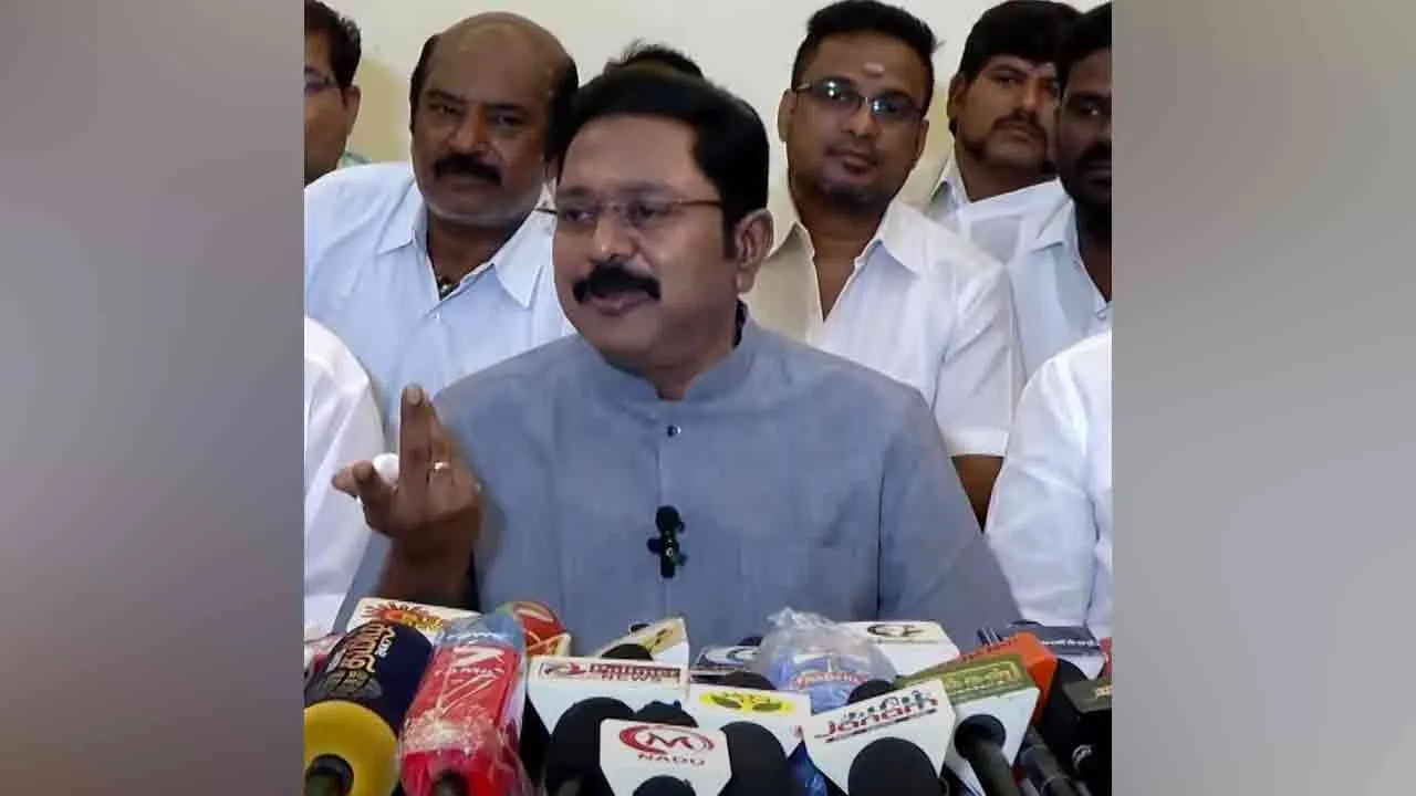  “விஜய்யின் தலைமையை ஏற்றுக் கூட்டணிக்குச் செல்ல இ.பி.எஸ். தயாராகிவிட்டார்” - டி.டி.வி. தினகரன்!