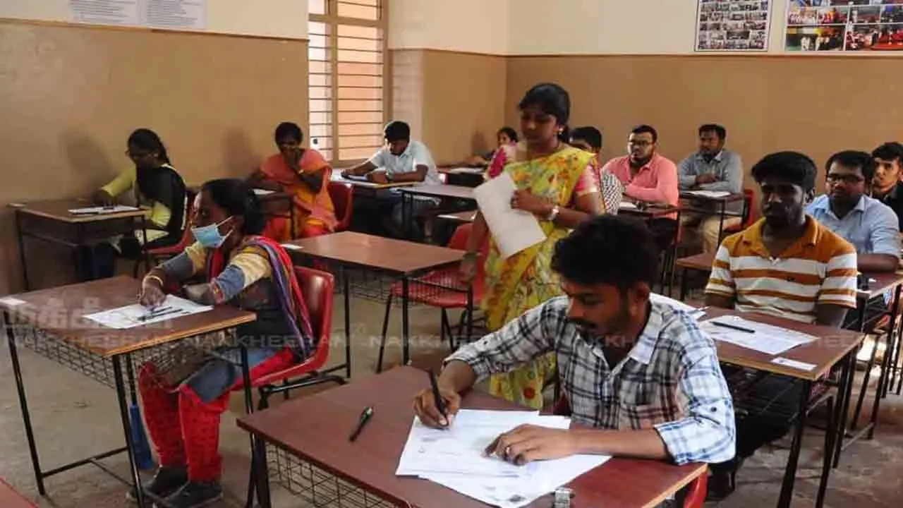  இன்று முதுகலை பட்டதாரி ஆசிரியர் தேர்வு; 2.36 லட்சம் பேர் போட்டி!