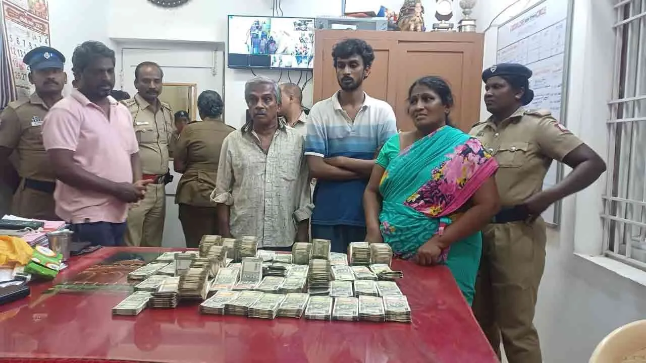  cuddalore DSP ordered reshuffle Armed forces to 4 policemen who were involved in online sales 