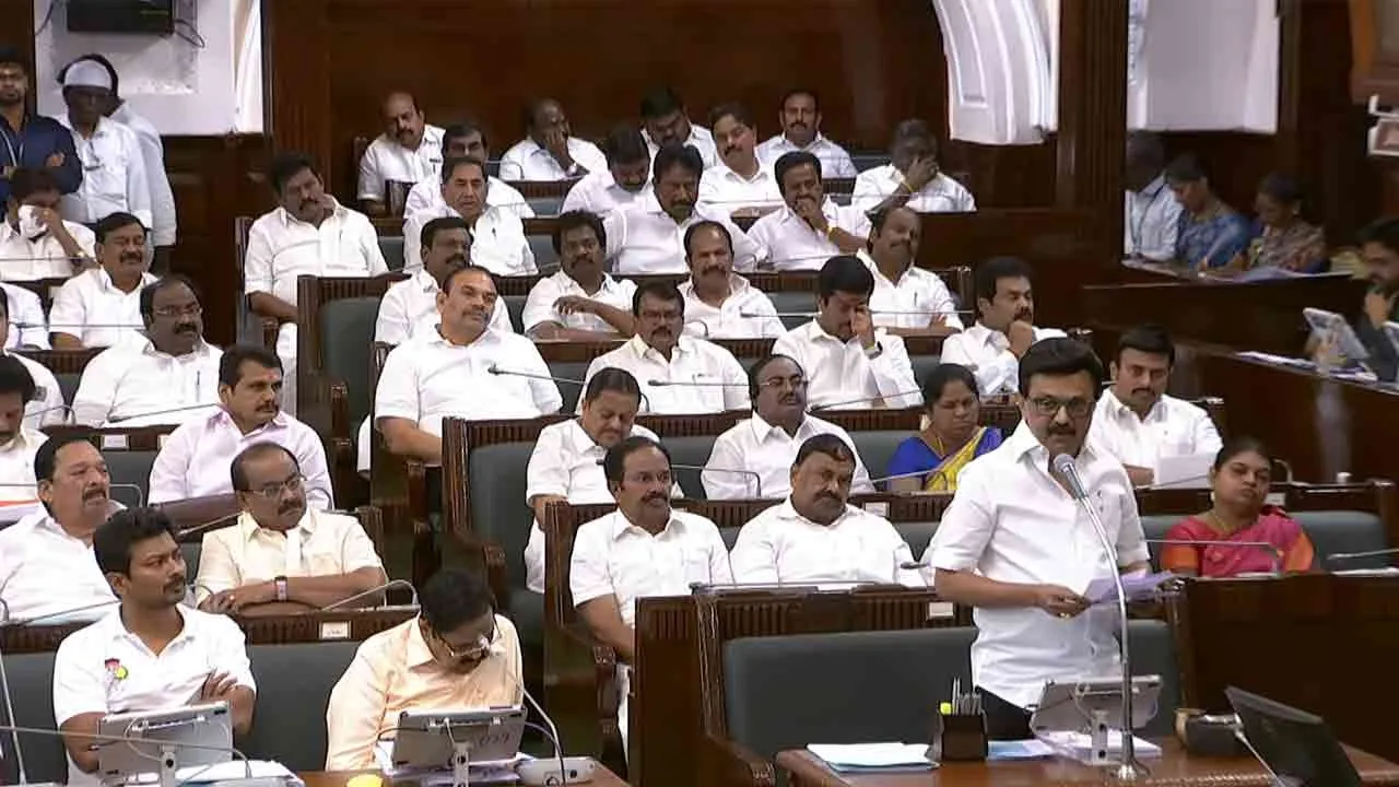  “கரூர் துயரத்தைக் கேள்விப்பட்டதும் என்னால் வீட்டில் இருக்க முடியவில்லை” - பேரவையில் முதல்வர் உருக்கம்!