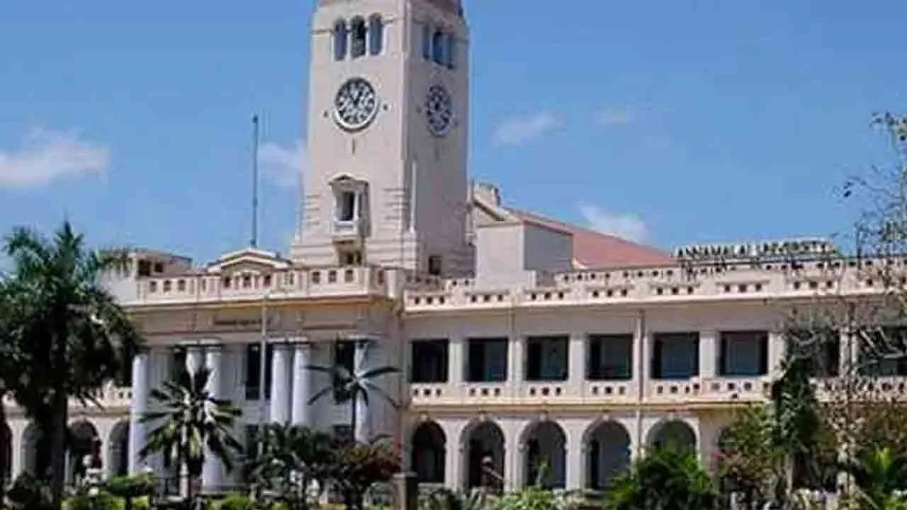  அண்ணாமலை பல்கலைக்கழகத்தில் உயிருடன் இல்லாதவருக்கு பணியிட மாற்றம்?