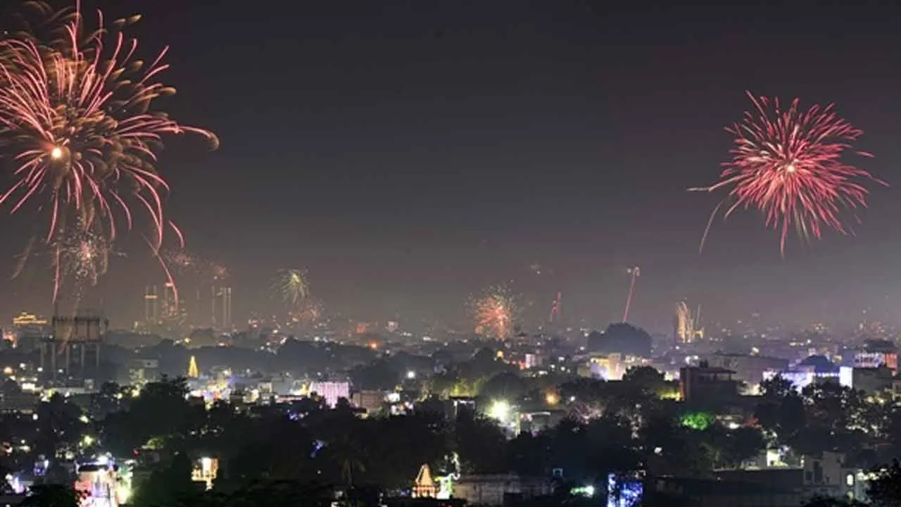  'One more day Diwali holiday' - Tamil Nadu government announcement Photograph: (tamilnadu) 