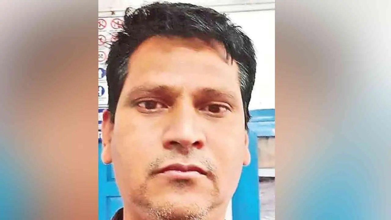  தகராறு செய்த இளைஞர்; தடுக்க சென்ற போலீஸுக்கு நேர்ந்த கொடூரம்!