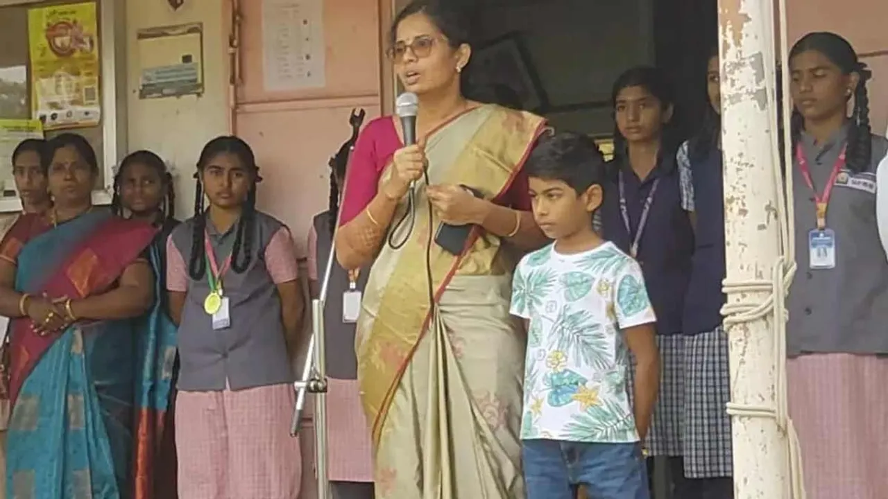  'Same welcome...' - Former student surprised by her return to her school as collector Photograph: (ERODE) 