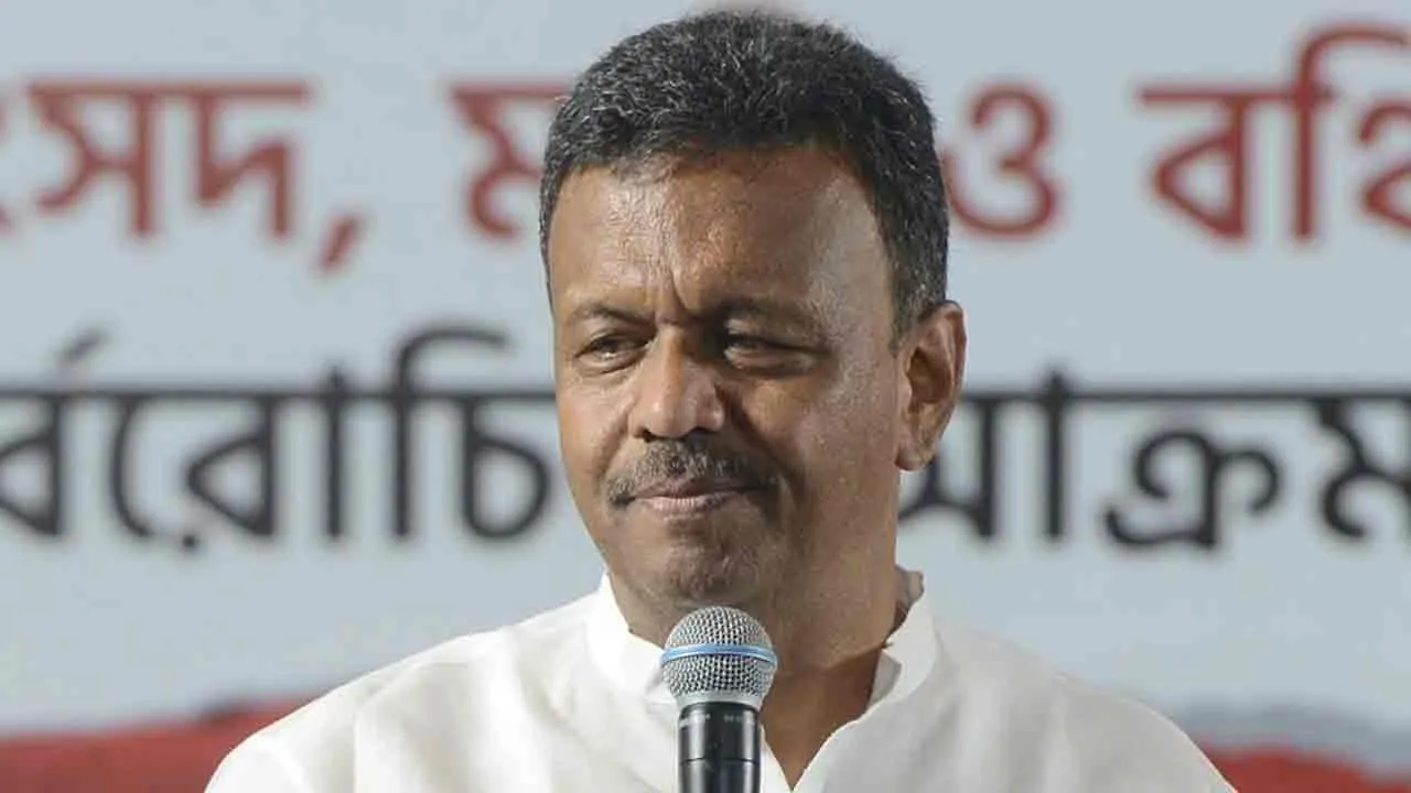  trinamool congress minister's threat to election officials for SIR is controversy 