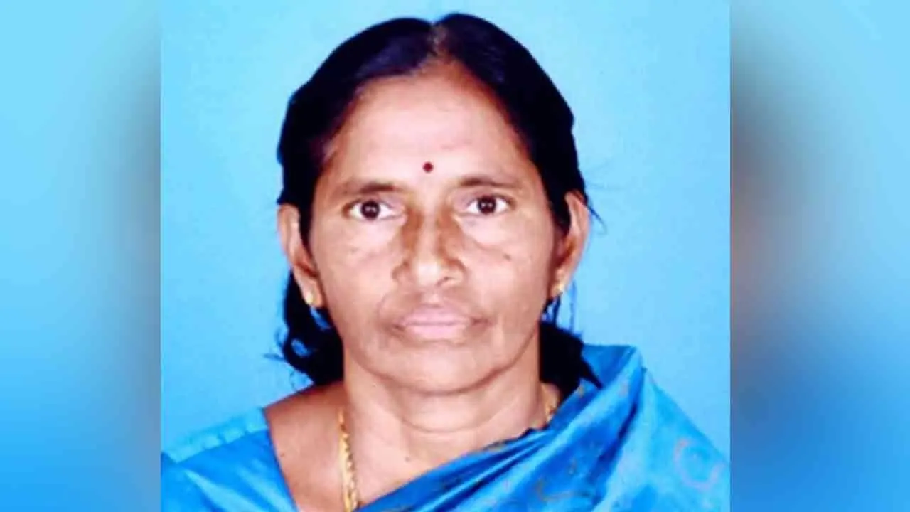  முன்னாள் ஊ.மன்ற தலைவருக்கு நேர்ந்த சோகம்; சொந்த மகன் செய்த பகீர் சம்பவம்