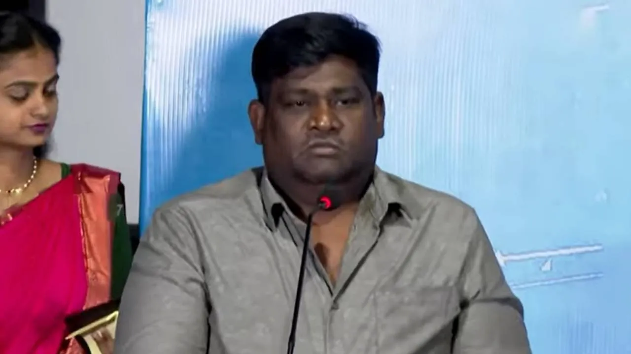  “சாதி சார்ந்த கதை எழுதினால் இரண்டு பக்கமும் எழுத வேண்டும்” - எஸ்.ஆர்.பிரபாகரன்