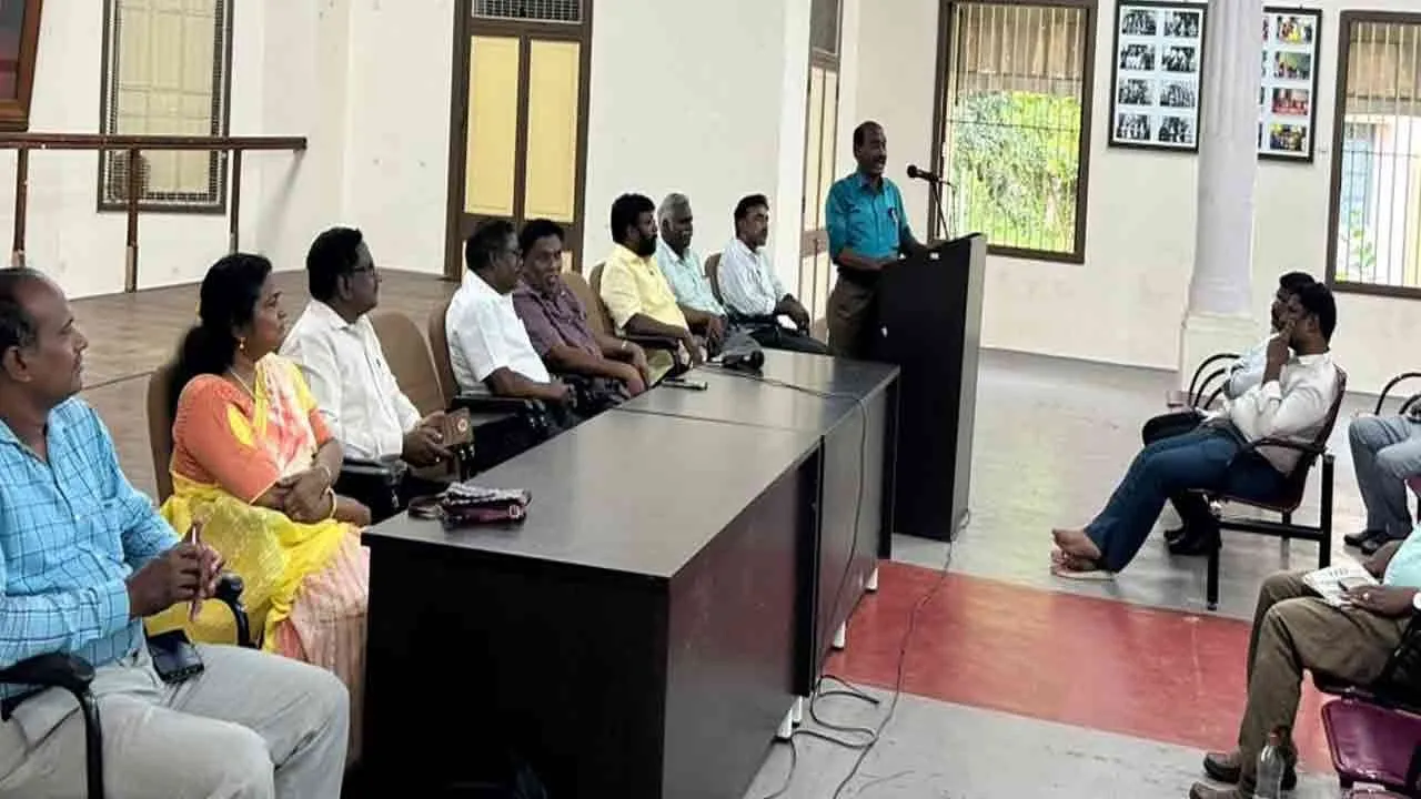  அண்ணாமலைப் பல்கலை. ஆசிரியர் கூட்டமைப்பு தேர்வு புறக்கணிப்பு, உள்ளிருப்பு போராட்டம் அறிவிப்பு!