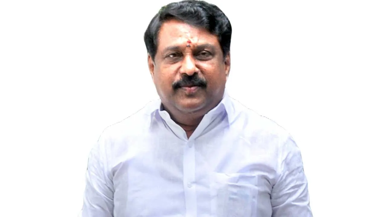  ராங்கால் மாஜியோடு மல்லுக்கட்டும் நயினார்! பயணிகளுக்கு உயிர்பயத்தை காட்டிய ஸ்பைஸ் ஜெட் விமானம்!