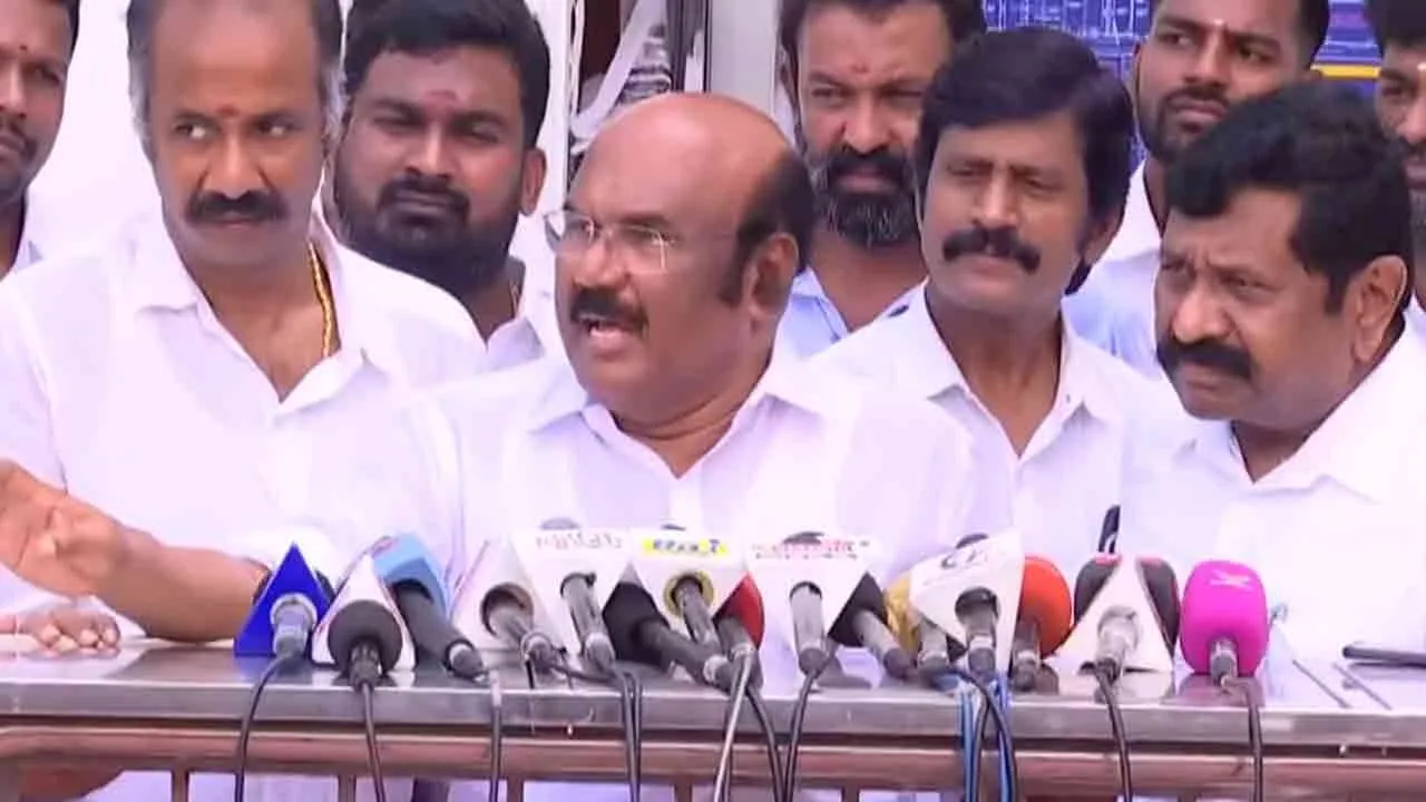  “அதிமுக தலைமையில் தான் கூட்டணி” - ஜெயக்குமார் திட்டவட்டம்!