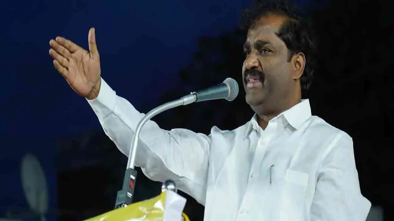  Velmurugan requests Tamil Nadu government to abandon Salem Textile Park project 