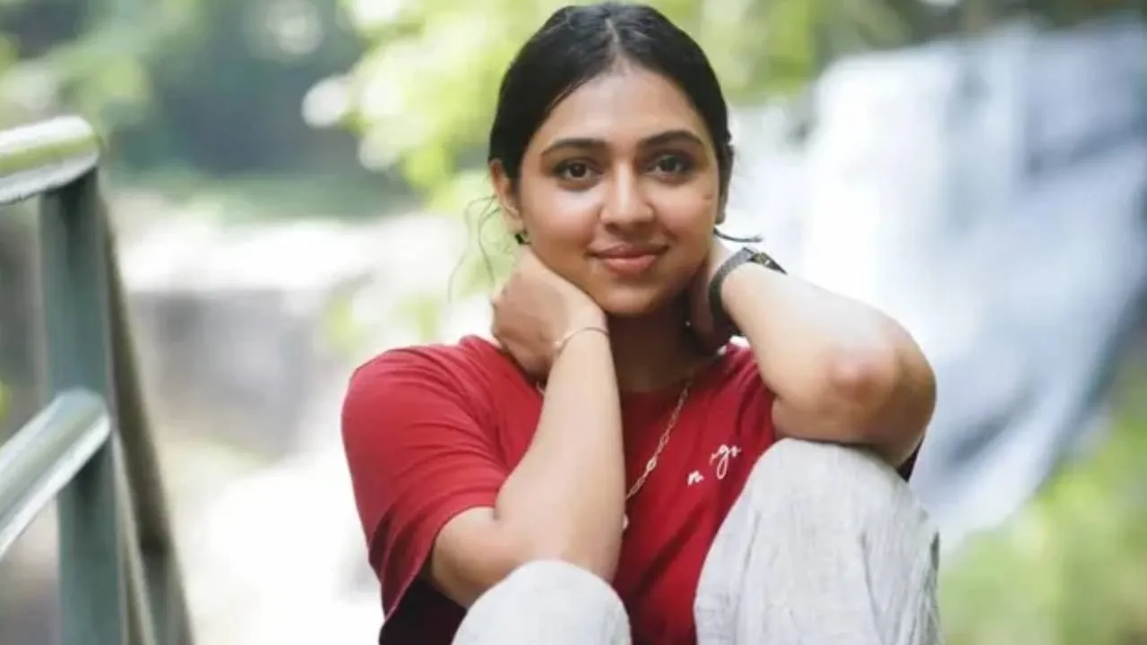  லட்சுமி மேனன் தொடர்ந்த வழக்கு - நீதிமன்றம் அதிரடி தீர்ப்பு