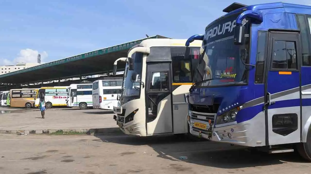  Omni buses will not run today - passengers are worried Photograph: (omni bus) 