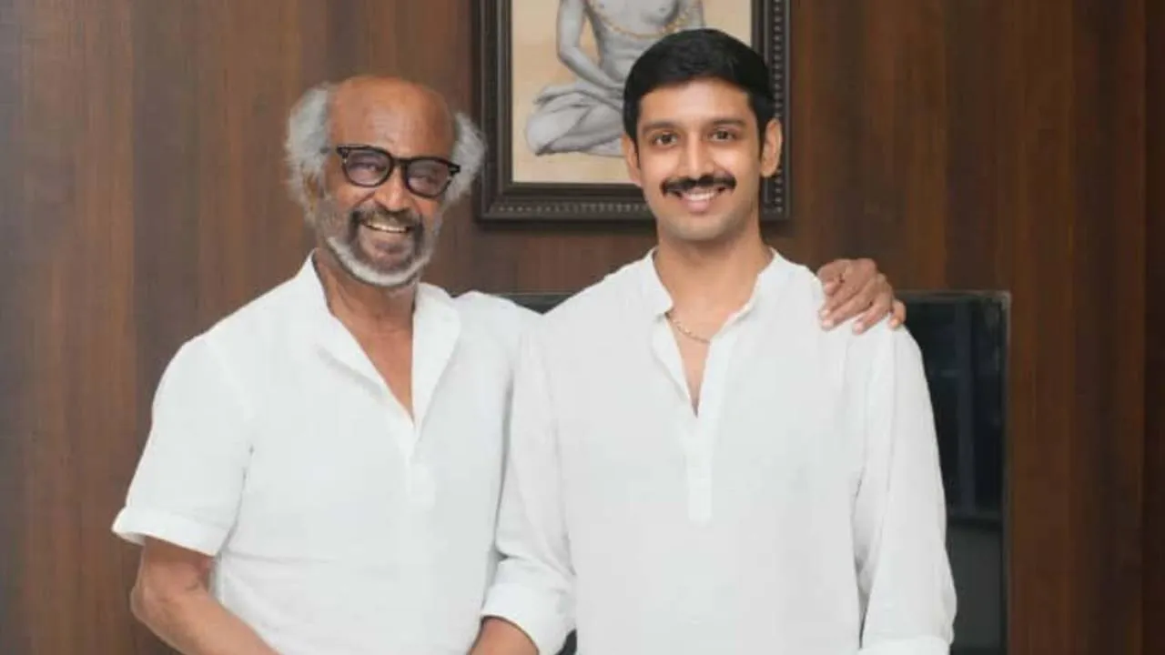  ரஜினியிடம் ஆசிபெற்ற சிவாஜி பேரன்