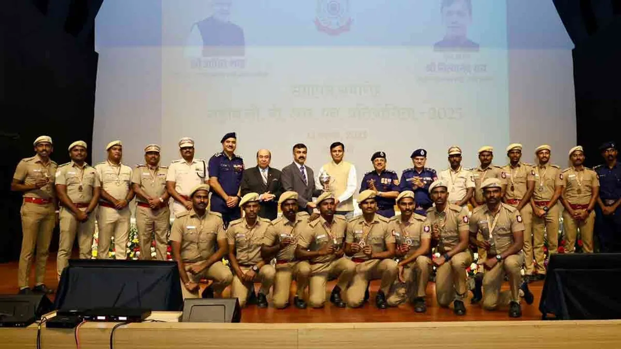  Disaster Relief Competition - Tamil Nadu Team Achieves Photograph: (TAMILNADU) 