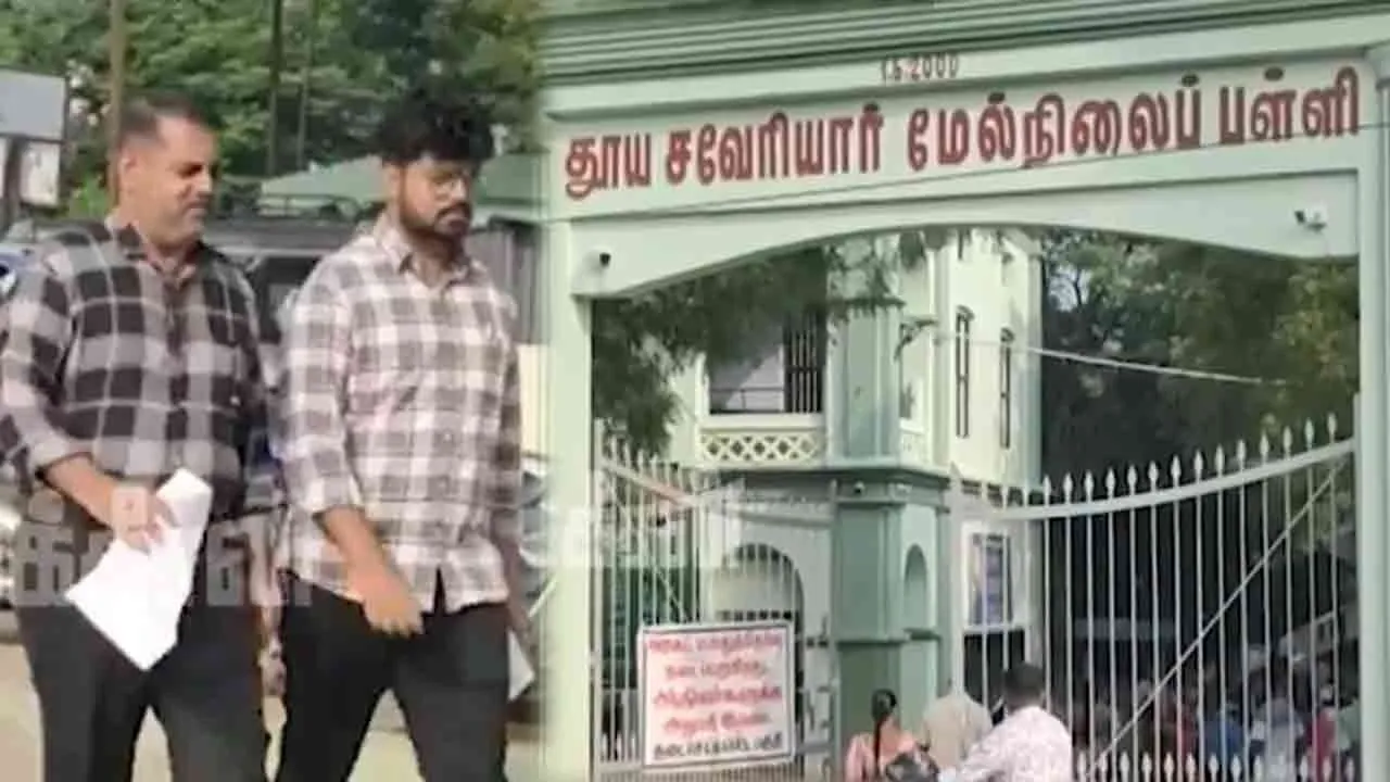  ஒரே மையத்தில் தந்தையும் மகனும்... டெட் தேர்வில் நடந்த சுவாரஸ்யம்!!