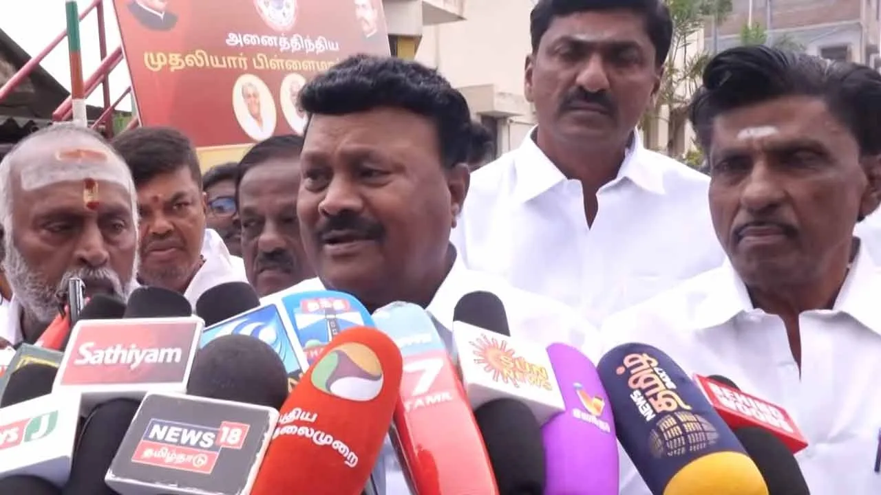  “பீகாரின் வெற்றிக்குக் காரணமே எஸ்.ஐ.ஆர். தான்” - திண்டுக்கல் சீனிவாசன் பரபரப்பு பேட்டி!