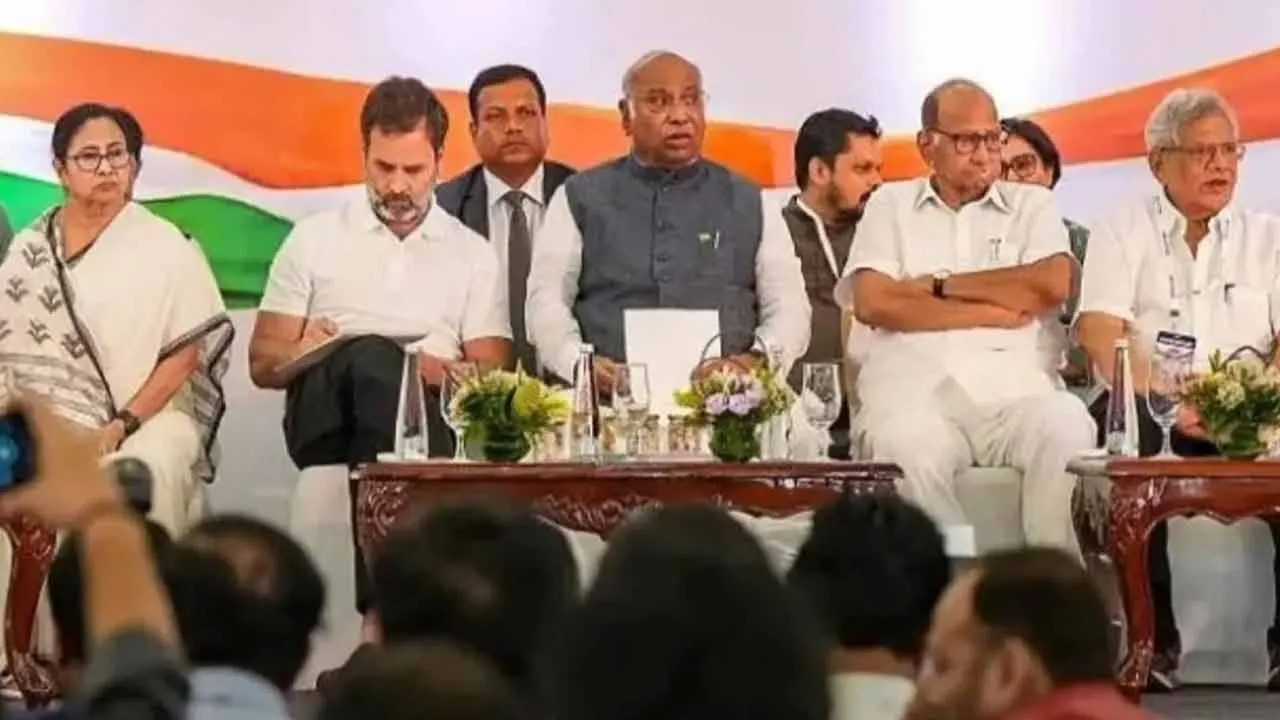  Trinamool, Samajwadi Party demand leadership post in india alliance at  Bihar election defeat 