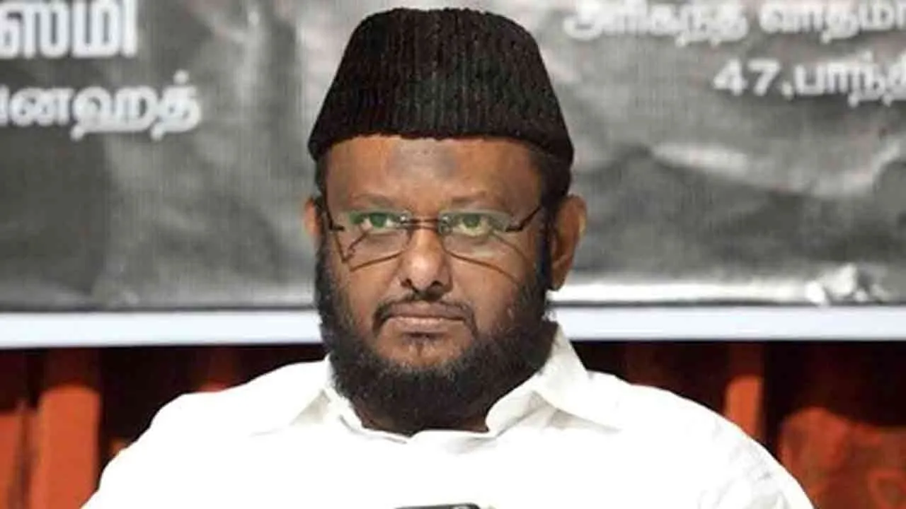  H Jawahirullah condolences over the loss of lives in the Tenkasi bus accident 