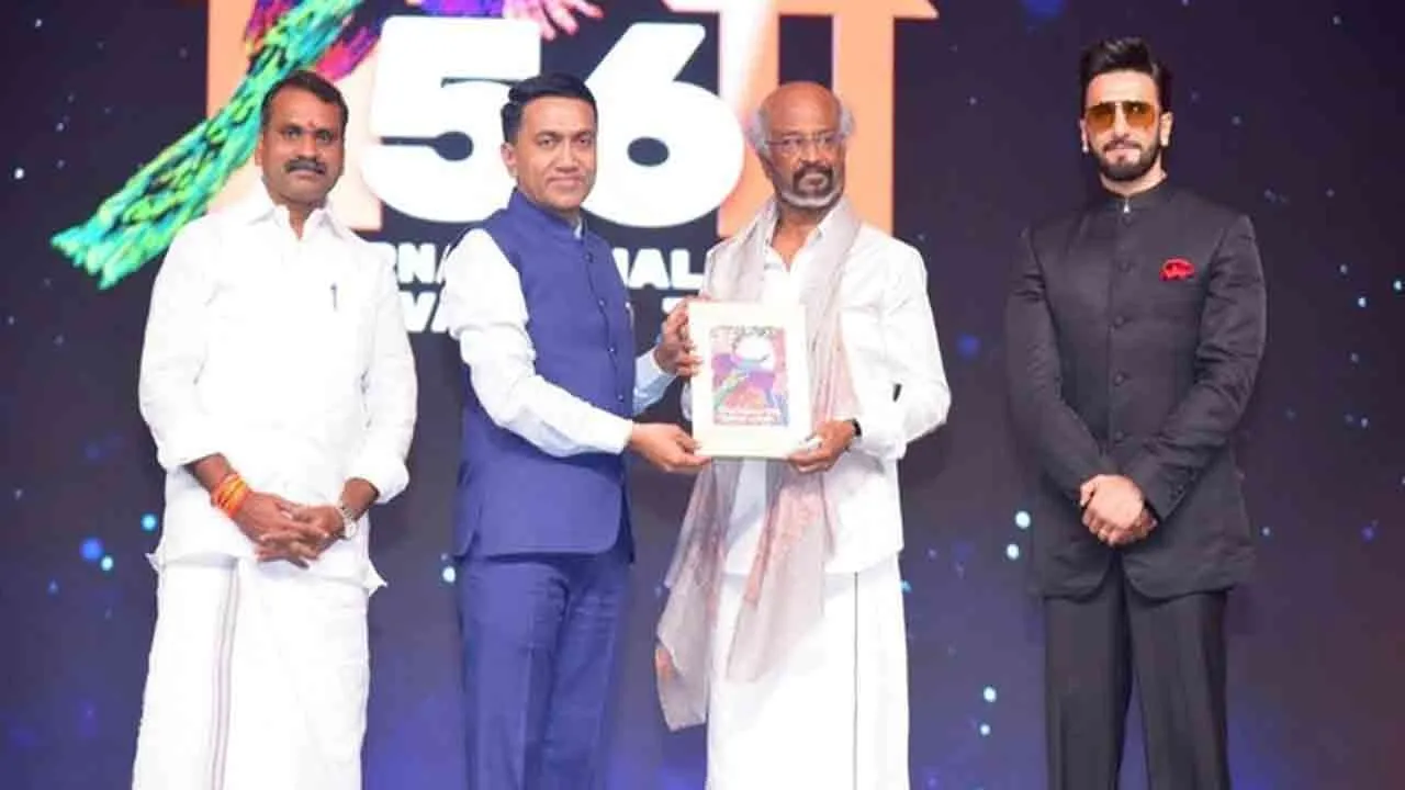  Rajinikanth receives Lifetime Achievement Award at IFFI 