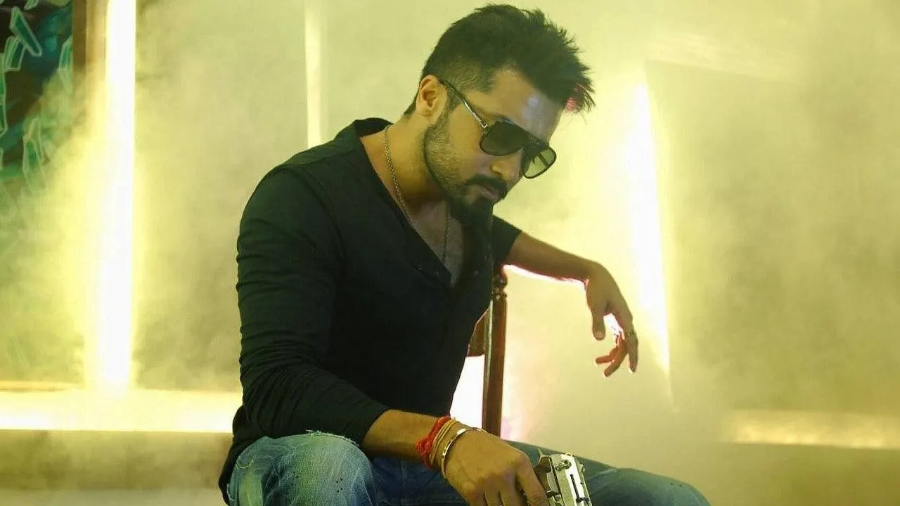  “ஜேம்ஸ் பாண்ட் படம் மாதிரி இருக்கு...” - அஞ்சான் ரீ ரிலீஸ் குறித்து பிரபலம் பாராட்டு