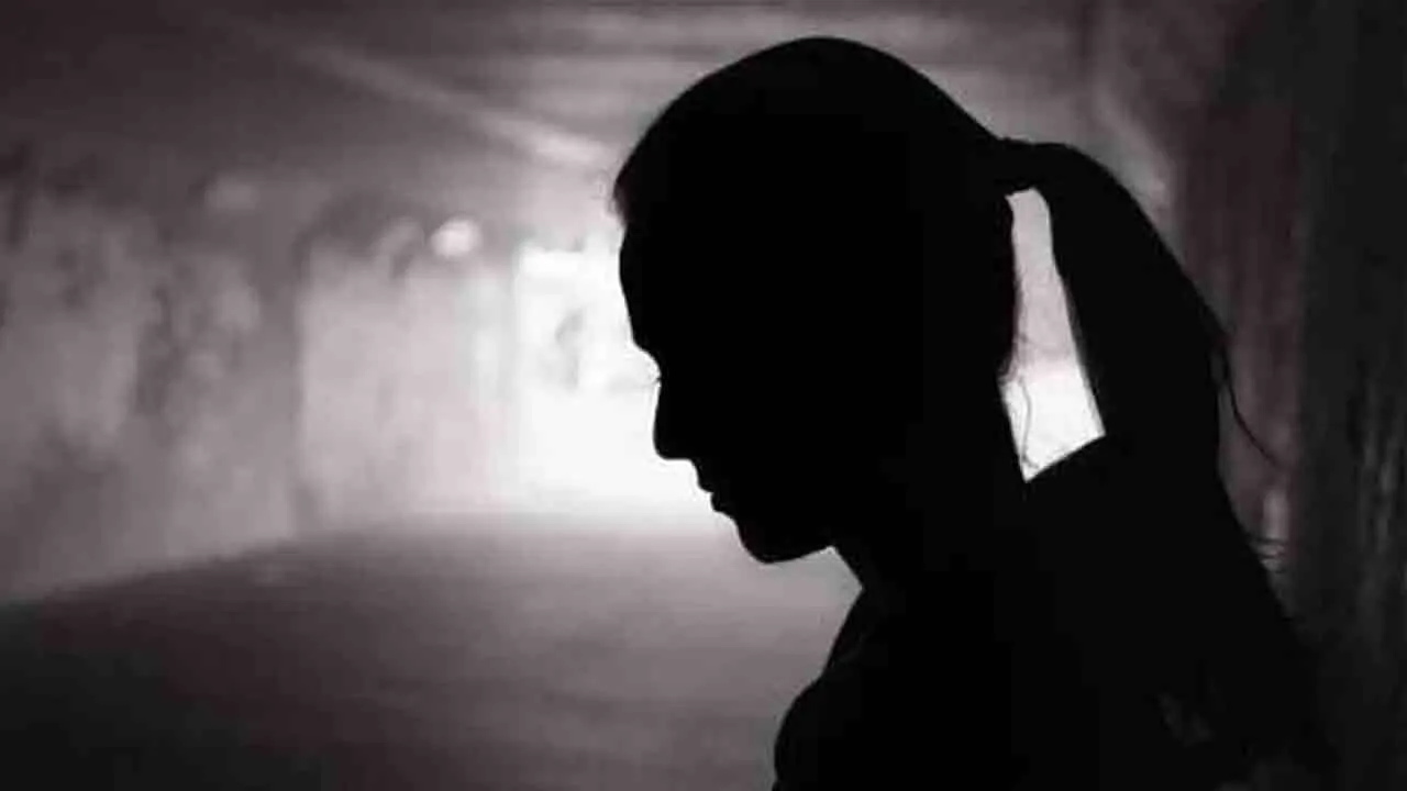  நோ சொன்ன காதலி... கதையை முடித்த காதலன் - நள்ளிரவில் நடந்த கோரம்!!