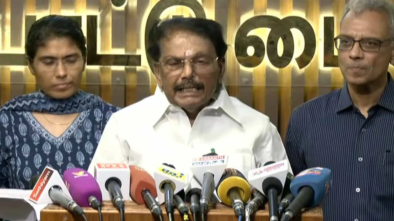  Minister appeals People should not come out tomorrow for cyclone ditwah 