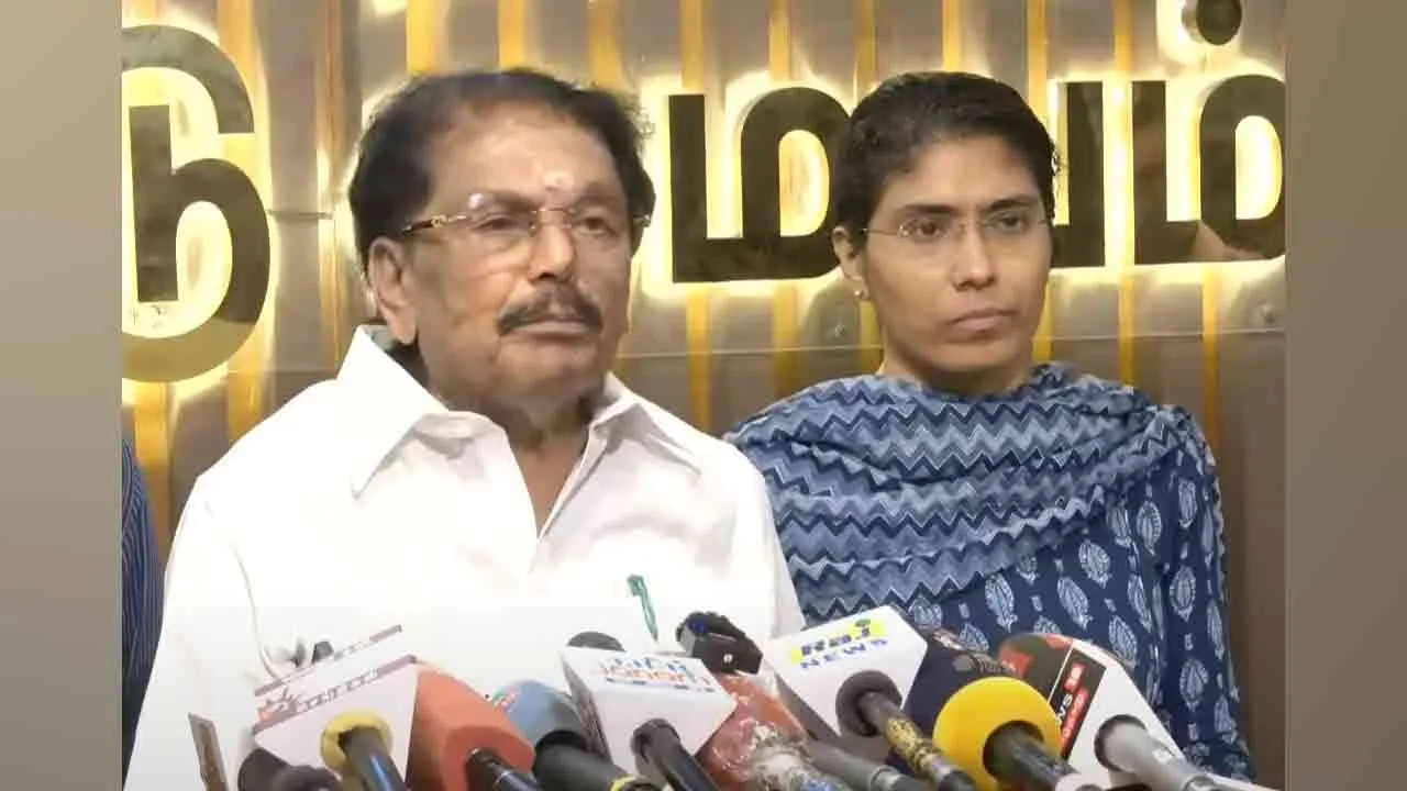  “ஒவ்வொரு நகர்வையும் முதல்வர் நேரடியாகக் கவனித்து வருகிறார்” - அமைச்சர் பேட்டி!