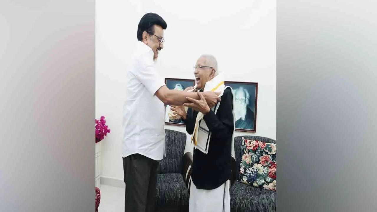  “கி. வீரமணியின் அறிவுரைகளோடு தமிழ்நாட்டைத் தொடர்ந்து காப்போம்” - முதல்வர் மு.க. ஸ்டாலின்!