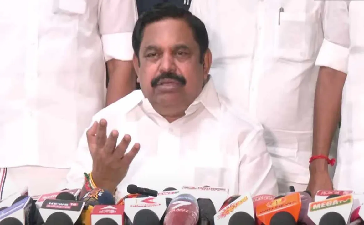  Edappadi Palaniswami condems mk stalin and he says People live in fear of what will happen when 