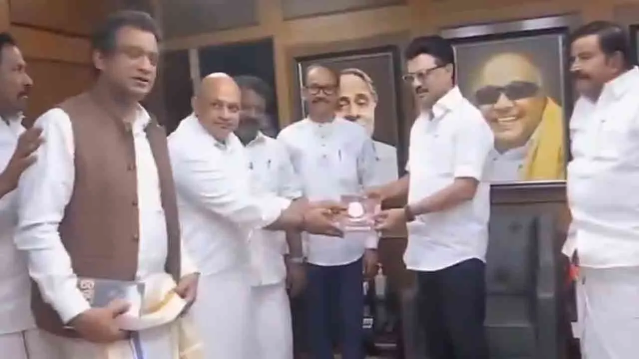  கூட்டணி விவகாரம் : காங்கிரஸ் கட்சியின் ஒருங்கிணைப்புக் குழு முதல்வர் மு.க. ஸ்டாலின் உடன் சந்திப்பு!