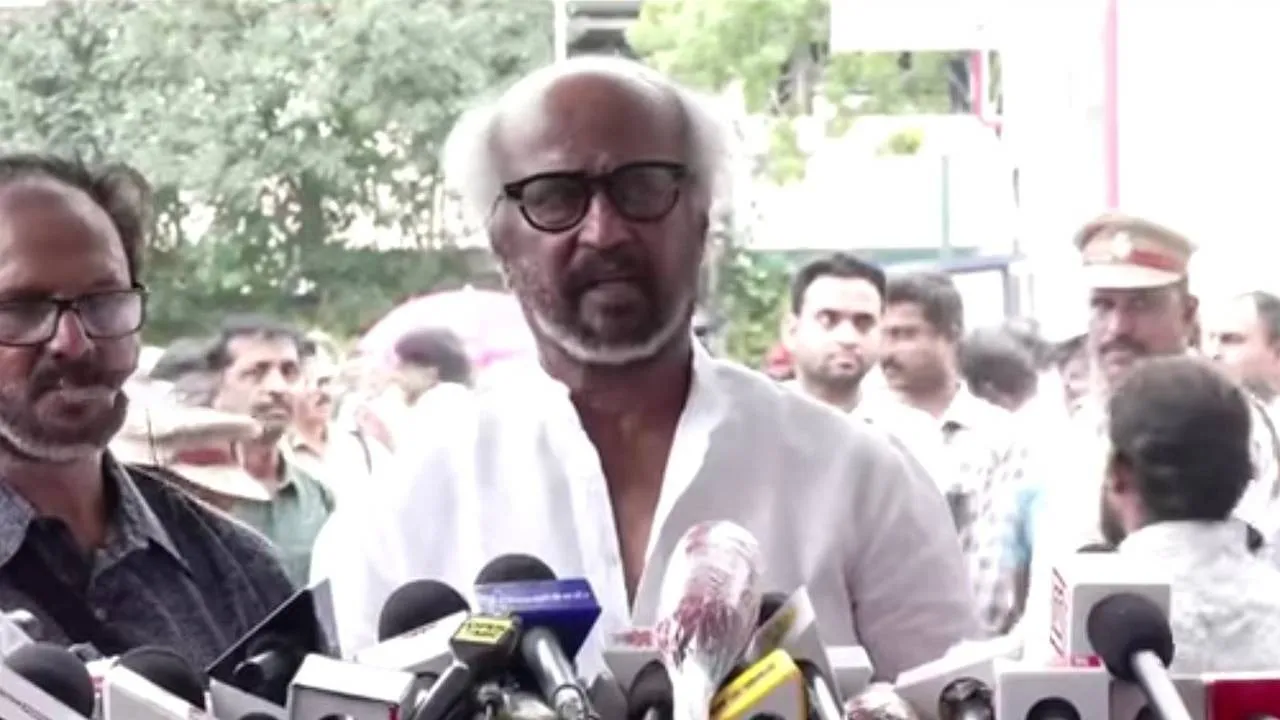  “என்னுடைய கஷ்ட காலங்களில் துணை நின்றவர்” - ரஜினிகாந்த் எமோஷ்னல்