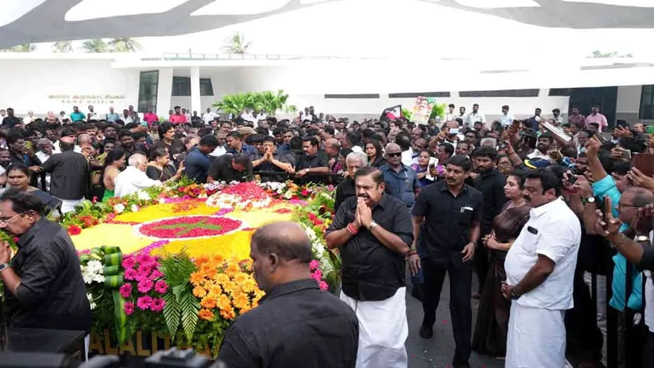  A video goes viral on Jayalalithaa's anniversary 