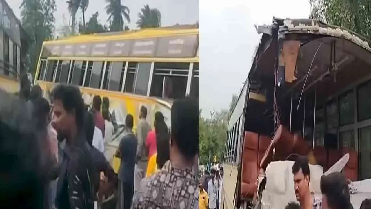 A government bus and a private bus collide head-on in mannarkudi 