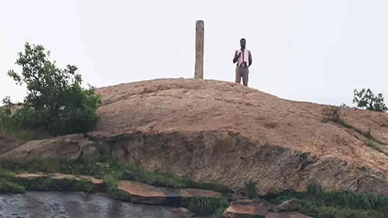  'Where did this pillar suddenly come from in a 2000-year-old temple?' - Temple officials' sensational argument Photograph: (madurai) 