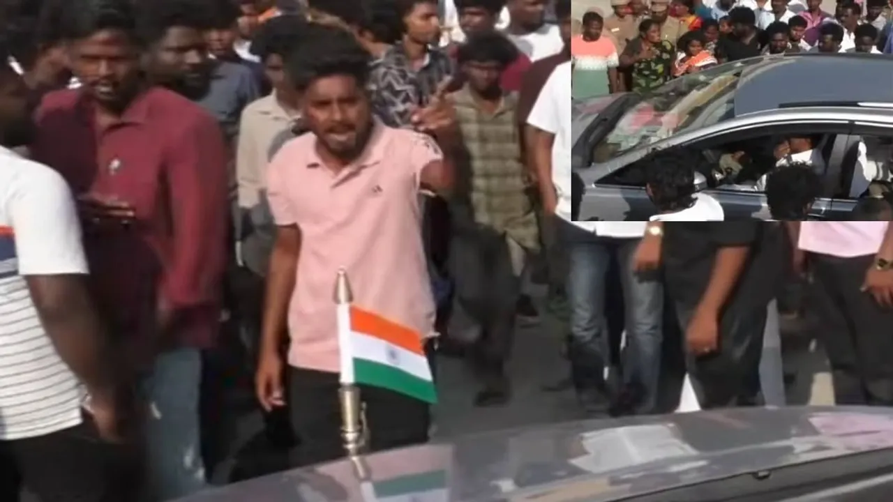  dmk Photograph: (minister) 