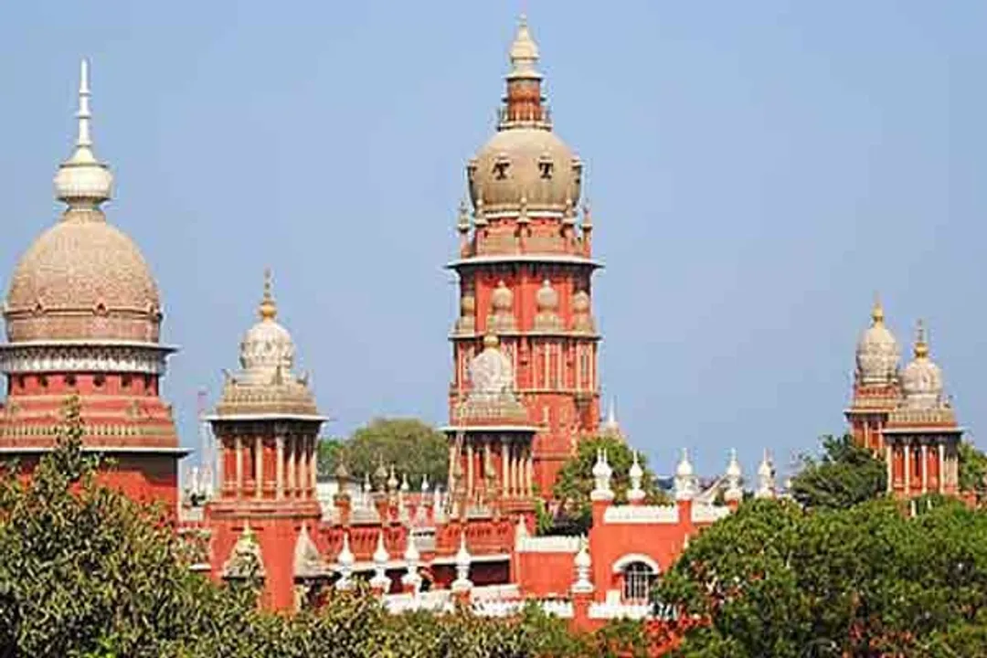  Chennai Court orders Tamil Nadu government to issue guidelines for political gatherings by January 5th 